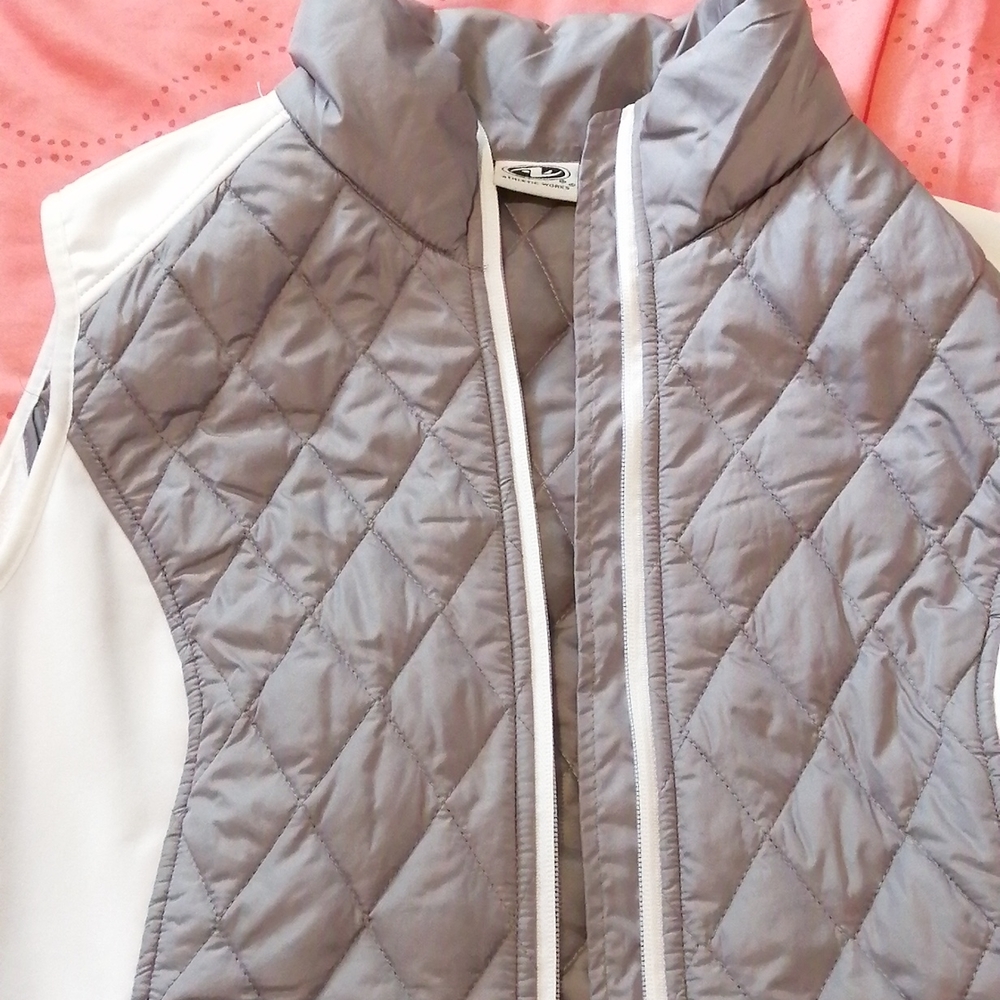 Vest - Picture 2 of 2